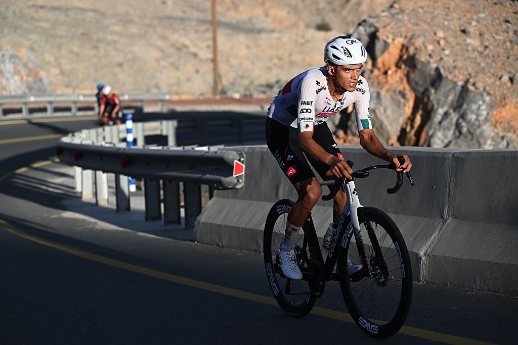 ‘Simplemente traté de no ir demasiado lejos de mi límite’: Isaac del Toro falla después de intentar llevar sus esfuerzos a la perfección en el Tour de los Emiratos Árabes Unidos, pero está en la posición perfecta para atacar