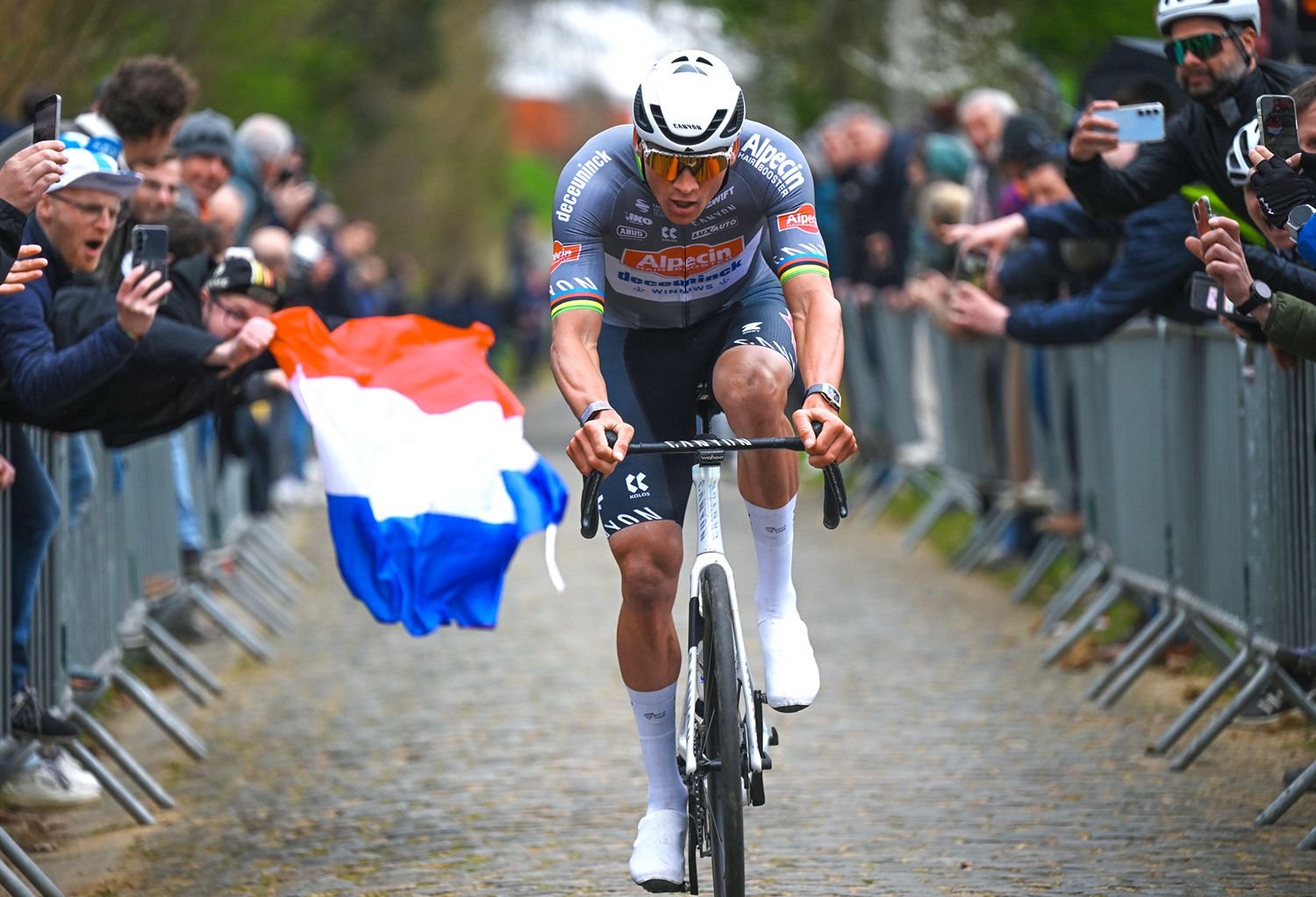 ¿Participará Mathieu van der Poel en el Omloop Het Nieuwsblad este fin de semana? Las últimas informaciones sobre el debut del holandés en las Clásicas de 2026