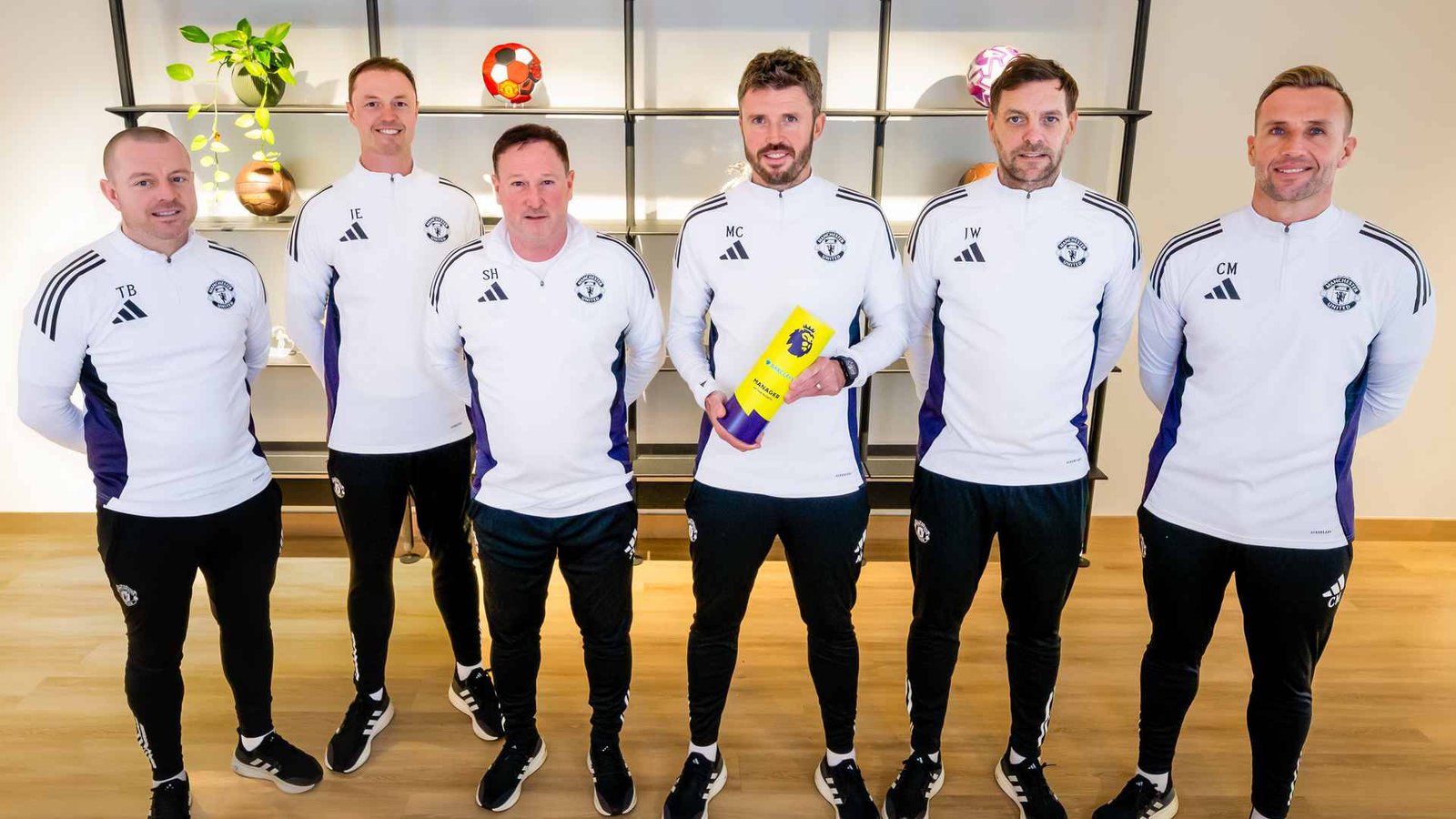 Michael Carrick elogia el espíritu y la solidaridad del equipo Man Utd