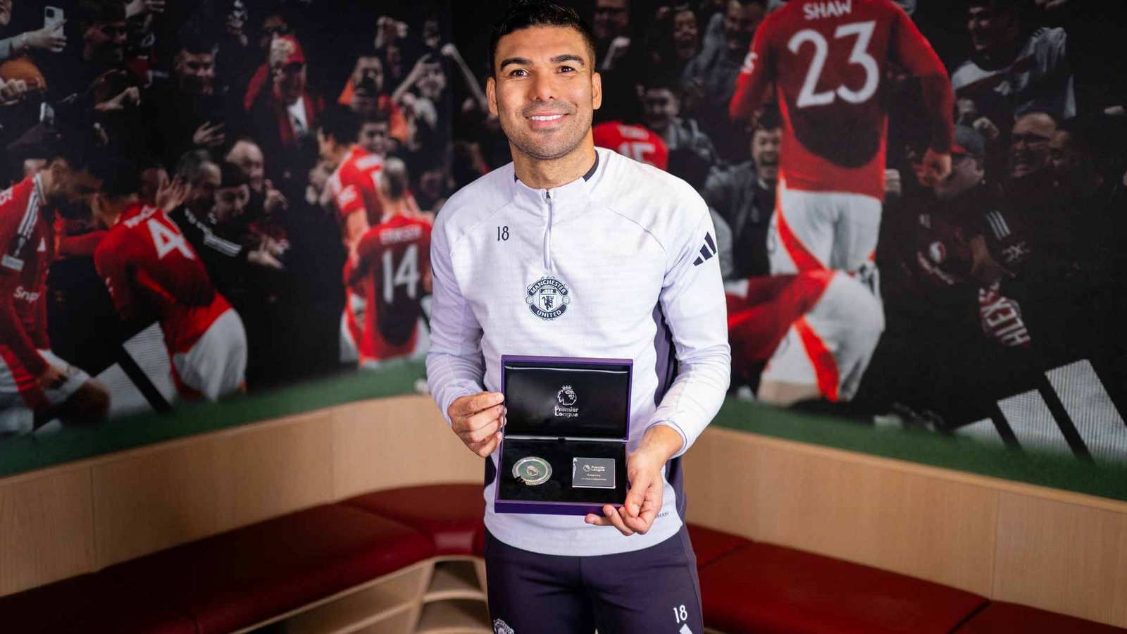 Casemiro, Cunha y Mbeumo reciben premios emblemáticos de la Premier League