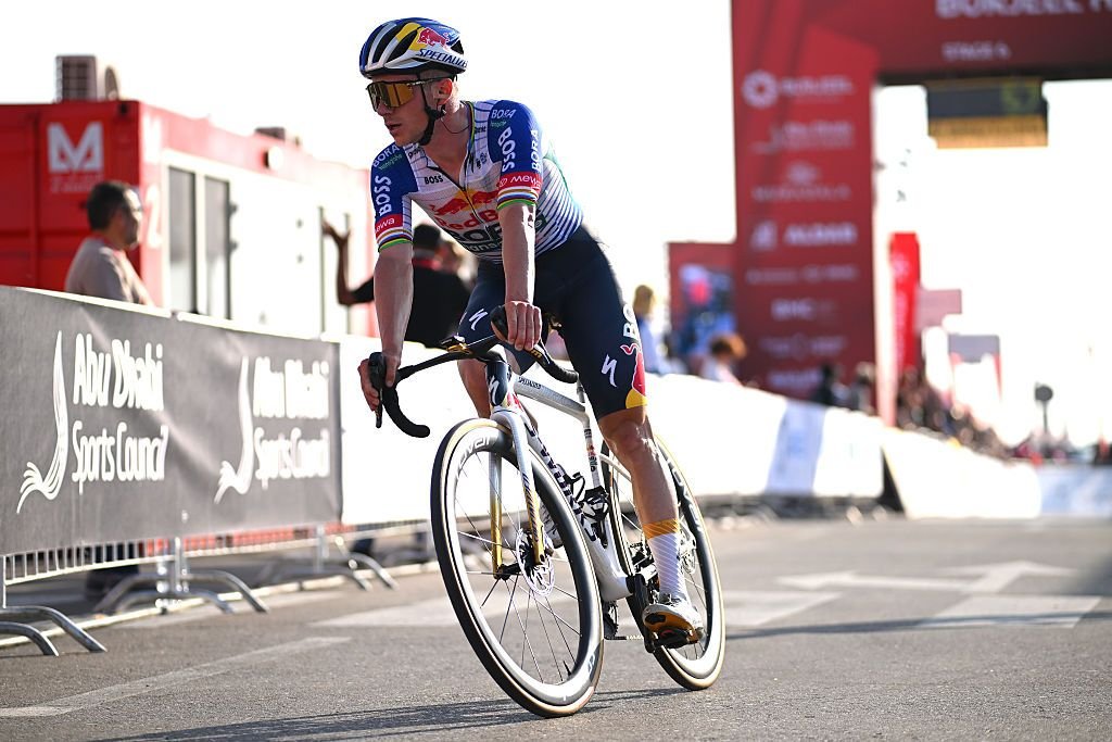‘No fue mi mejor semana’: Remco Evenepoel no está en el nivel para competir y cayó nuevamente en el UAE Tour, se concentra en el campamento alto