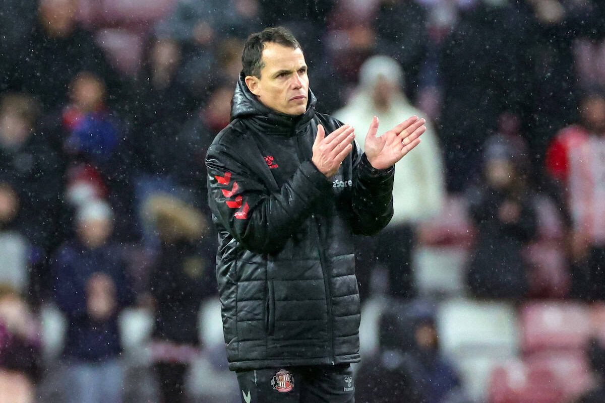 Régis Le Bris afirma que “el árbitro admitió un error” contra el Liverpool