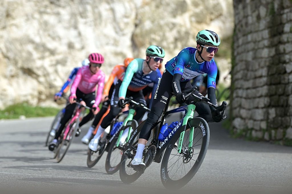 Tour de la Provence: el impecable control del equipo mantiene al estadounidense Matthew Riccitello en el camino hacia la victoria en la clasificación general, Axel Laurance gana la última etapa