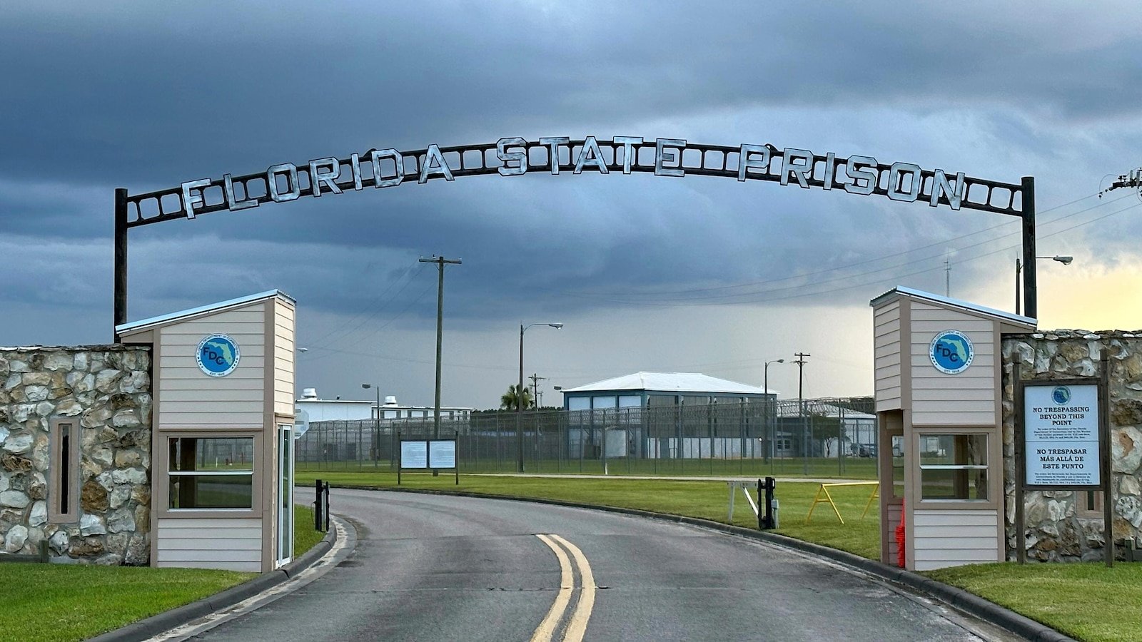 Hombre declarado culpable de asesinar al dueño de una tienda de comestibles y que iba a ser ejecutado en Florida