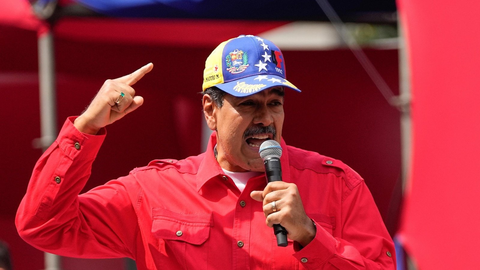 El derrocado presidente venezolano Maduro pide a un juez que retire la acusación en su contra