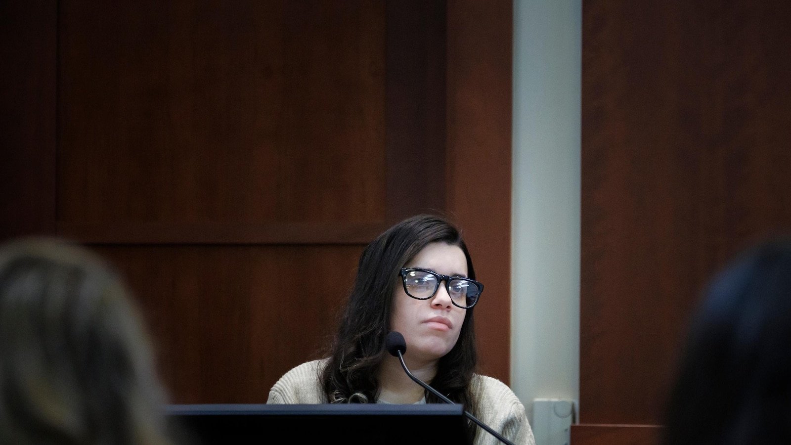 Au pair brasileña enfrenta condena por planear matar a la esposa de su amante y a otro hombre