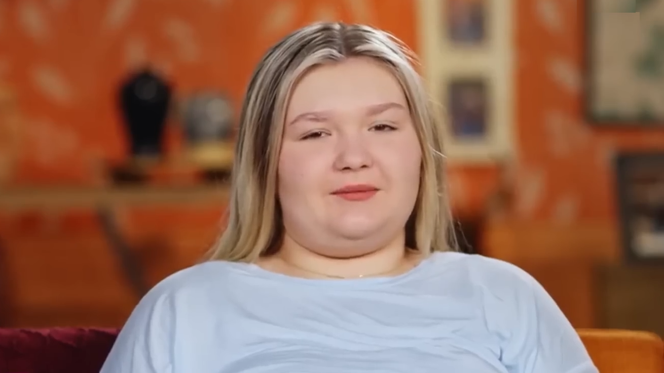 Bella Vaughn habla sobre sus planes ‘inesperados’ de ‘control de la natalidad’