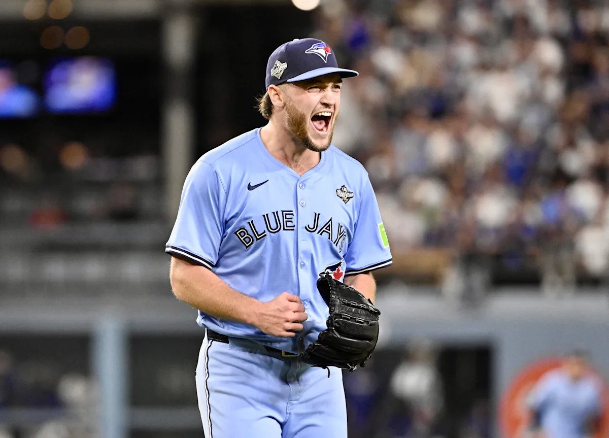 El novato de los Azulejos, SP Trey Yesavage, comenzará la temporada en IL con un pinzamiento en el hombro derecho