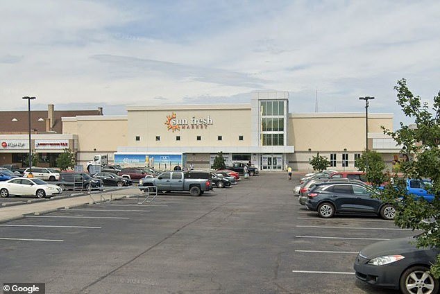 Un supermercado gubernamental ‘apestoso’ de 29 millones de dólares acusa a la ciudad de Mad Max de forzar su cierre debido a la delincuencia rampante