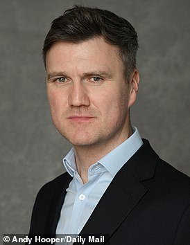 Revisión del predictor: vea cómo les fue a nuestros expertos en la semana de juego 24 con £ 1,000 en juego cada semana