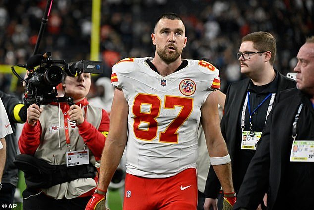 Se revela el nuevo salario de Travis Kelce mientras la superestrella de la NFL acepta un fuerte recorte salarial para quedarse con los Chiefs