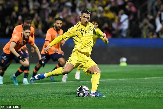 Cristiano Ronaldo falla el penalti número 35 de su carrera en la victoria de Al-Nassr, con la estrella portuguesa a 35 goles de la marca de los 1.000.