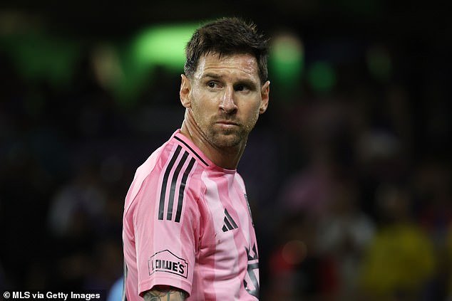 El equipo de la MLS se ve obligado a pagar una enorme suma a los aficionados en una demanda colectiva después del partido publicitario contra Lionel Messi… sólo para que no juegue