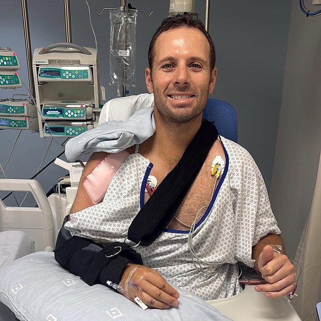 La estrella del golf que se cayó por el hueco del ascensor en un extraño accidente habla de una recuperación “milagrosa” y revela que puede volver a caminar