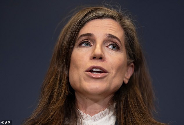 George Santos arremete contra Nancy Mace con una diatriba de tierra arrasada: “¡Eres abusiva!”