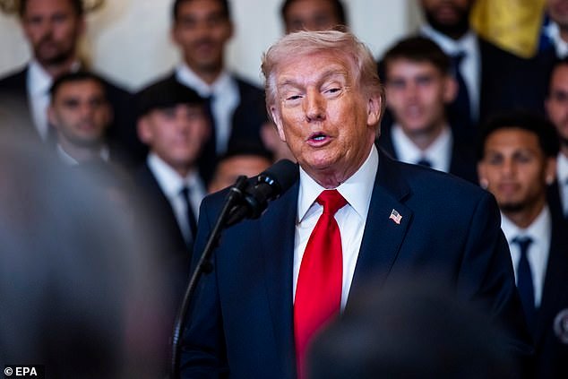 La última verdad de Trump desestabiliza los mercados globales: los precios del petróleo crudo estadounidense se disparan