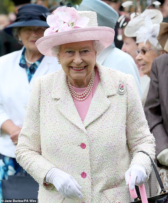 En casa con la Reina… los salones privados del palacio están abiertos al público por primera vez