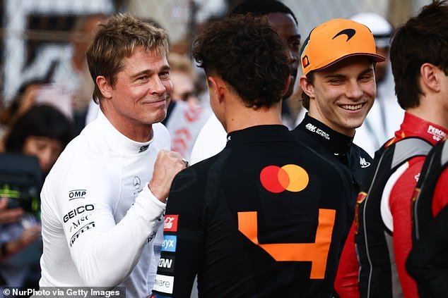 La madre de la superestrella australiana de F1 revela cómo reaccionó él al conocer al rompecorazones de Hollywood Brad Pitt de la manera más Oscar Piastri imaginable