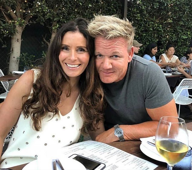 Tana Ramsay, de 51 años, se está formando para convertirse en partera con el objetivo de ayudar a otras madres diez años después de sufrir un aborto espontáneo tardío con su hijo Rocky.