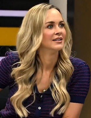 La leyenda de UFC Daniel Cormier comparte en vivo por televisión una extraña teoría sobre chicas de 17 años