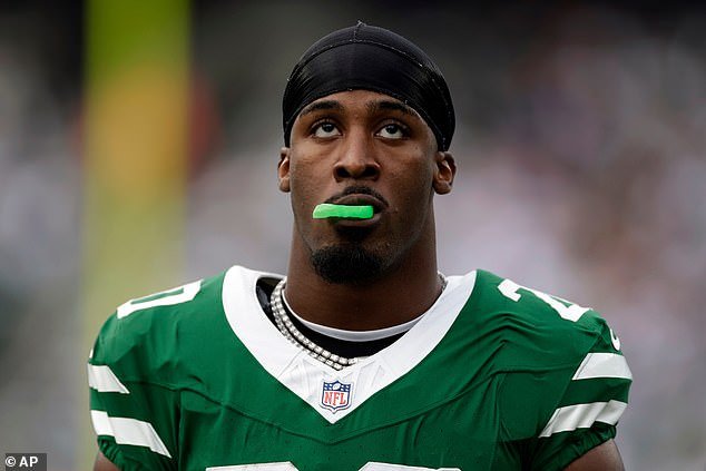 La estrella de los New York Jets que gana 14 millones de dólares al año asesta un duro golpe a su propio equipo por su salario