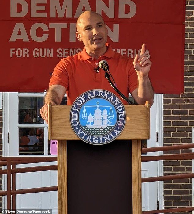 Conozca al fiscal de Virginia respaldado por Soros, llamado “el peor de Estados Unidos” por permitir que reincidentes, incluido un asesino acusado, regresen a las calles