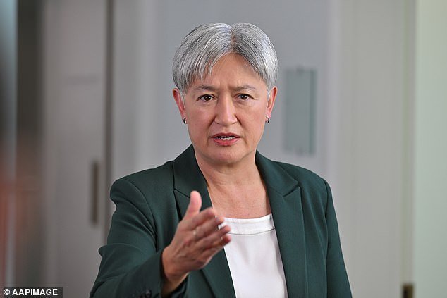 Penny Wong advierte a los australianos del Medio Oriente que DEJEN DE SALIR AHORA