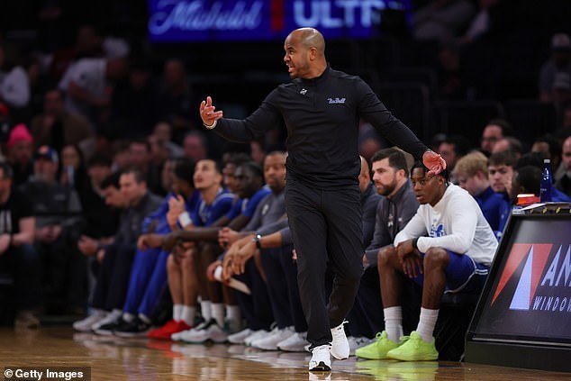 Seton Hall cae ante su rival St. John’s 78-68, poniendo en peligro las débiles esperanzas del torneo de la NCAA