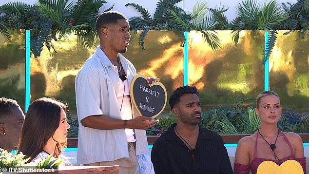 “¡Creen que no hablo en serio!” La estrella de Love Island, Montel McKenzie, revela que tuvo problemas para encontrar un club después de la fama en los reality shows… y cómo su relación con la ‘entrenadora’ Alisha Lehmann la hizo jugar MEJOR