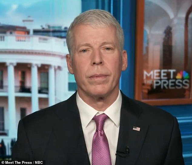 El jefe de energía de Trump promete precios baratos del gas después de que la guerra de Irán termine “en unas pocas semanas”, mientras critica a los demócratas por bloquear la nueva producción de petróleo.