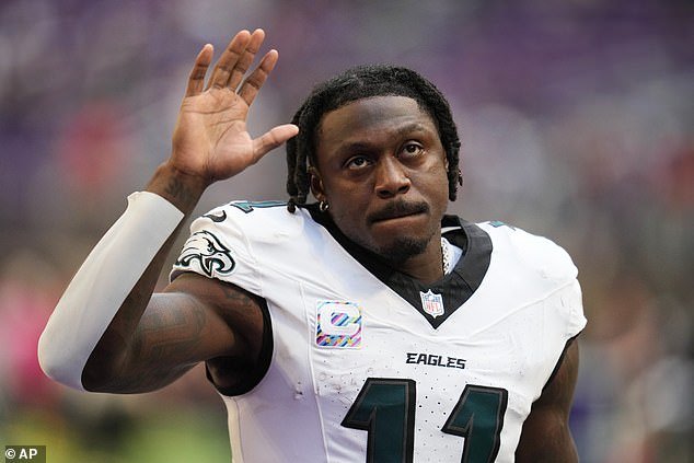 El contendiente del Super Bowl se retira de las exitosas conversaciones comerciales de AJ Brown con la estrella de los Eagles ansiosa por un nuevo comienzo