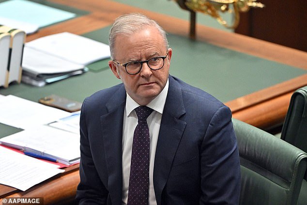 Se rompen récords de inmigración cuando Australia da la bienvenida a un número sin precedentes de extranjeros