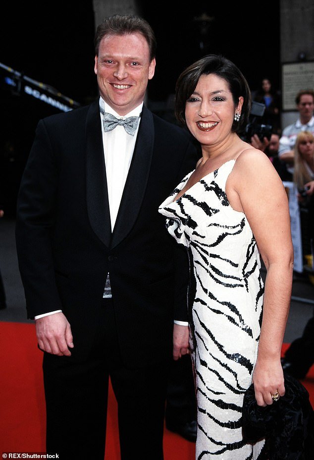 Jane McDonald dice que nunca estuvo enamorada de su marido Henrik Brixen durante ocho años y que “lo mejor que hizo en su vida” fue dejarla a ella: “Todos podían verlo, yo fui la única que no”.