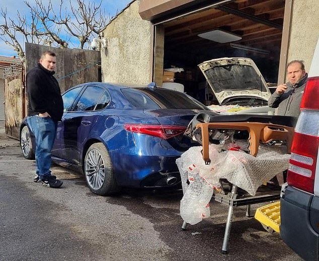 Los mecánicos deshonestos que repararon automóviles ilegalmente para venderlos en AutoTrader recibieron una factura legal de £ 150 000 después de una disputa de estacionamiento con un vecino vendedor de helados.