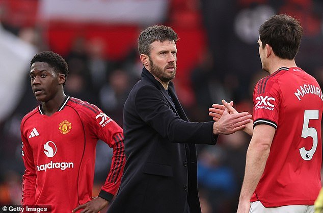 El técnico del Man United, Michael Carrick, respalda al trío de Inglaterra para los retiros, insistiendo en que su forma reciente debería darles un lugar en el equipo previo a la Copa del Mundo.