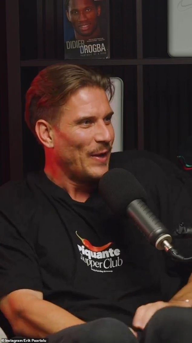 La estrella del fútbol australiano habla sobre su extraño y aterrador viaje para jugar en Corea del Norte