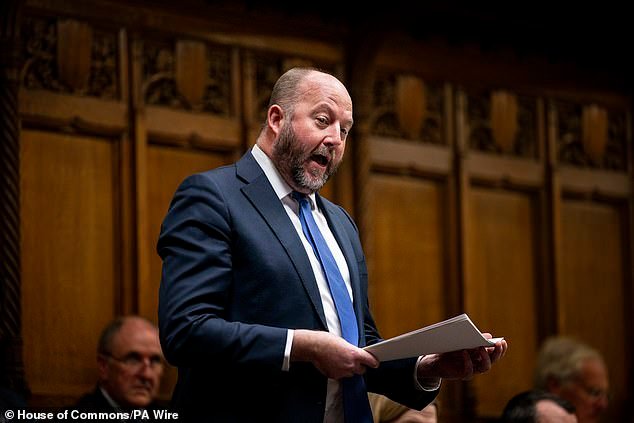 El Secretario de Justicia en la sombra no será investigado después de describir la oración pública musulmana masiva como un “acto de dominación”