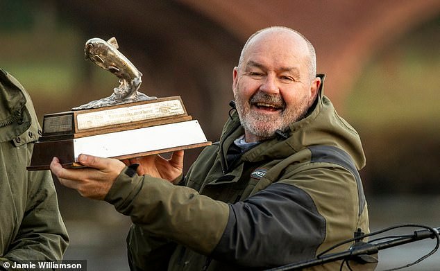 ¿Un nuevo acuerdo para Steve Clarke? Veámoslo ganar mostrando una pequeña aventura con Escocia en el Mundial después de esas dolorosas ausencias en la Eurocopa.