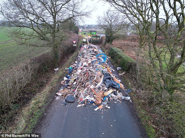 Las bandas de dumping serán atacadas con drones, cámaras CCTV y etiquetas de alta tecnología según el nuevo plan del gobierno.