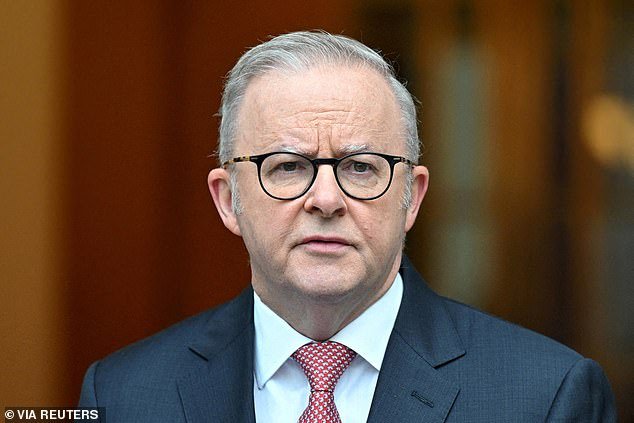 Anthony Albanese rechaza la sugerencia de la FMH mientras la crisis en Medio Oriente pone a prueba el suministro de combustible