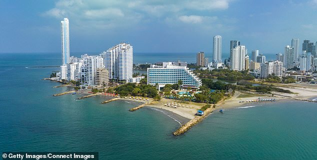 El ‘novio’ británico, de 30 años, muere tras meterse en problemas mientras nadaba en Colombia