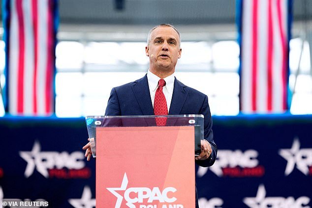 “No” se espera que Corey Lewandowski consiga otro trabajo en la administración Trump después de la salida del DHS debido a controversias