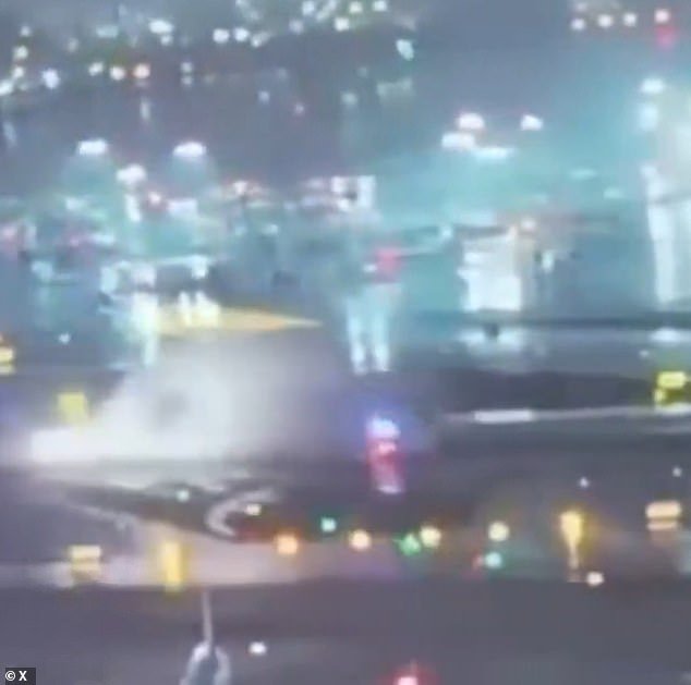 Momento aterrador: un avión de Air Canada choca contra un camión de bomberos que cruza la pista del aeropuerto LaGuardia mientras aterriza, matando a ambos pilotos