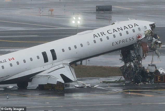 Nombre del segundo piloto muerto en el accidente de Air Canada en LaGuardia