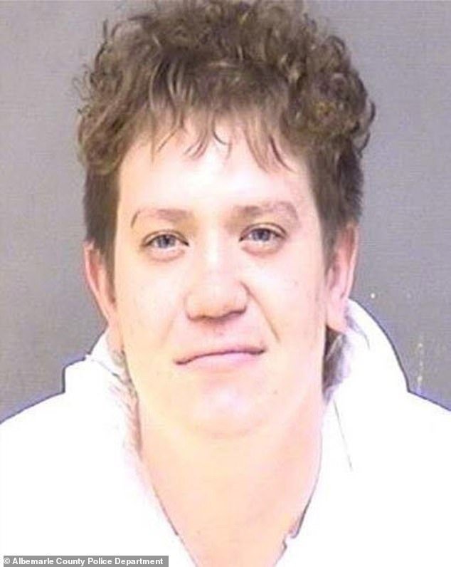 Un jugador profesional de cornhole tetrapléjico se enfrenta a cargos de asesinato después de “dispararle a un amigo en el coche”, dice la policía