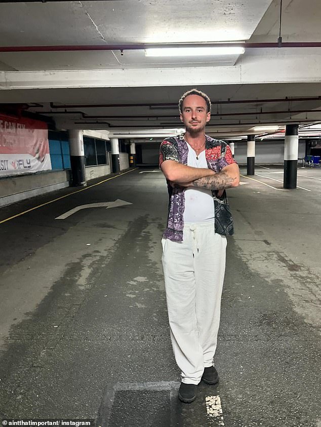 Loca razón por la que un australiano fue encarcelado durante cinco meses en EE. UU. y deportado después de pedir una pizza de pepperoni