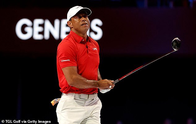 Donald Trump rompe su silencio sobre el accidente automovilístico de su “amigo cercano” Tiger Woods: “Está teniendo algunas dificultades”