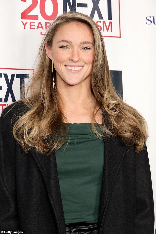 El misterio crece en torno a la boda de Travis Kelce y Taylor Swift mientras Kylie Kelce insiste en que no sabe nada sobre el gran día.