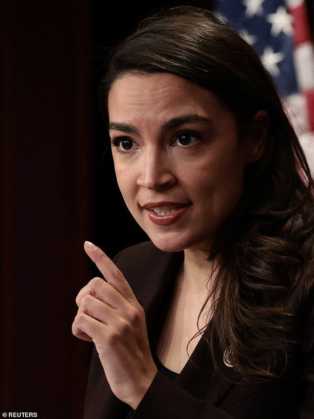 AOC violó la ley al gastar $19,000 de fondos de campaña en terapia con KETAMINA para uso personal, según la denuncia