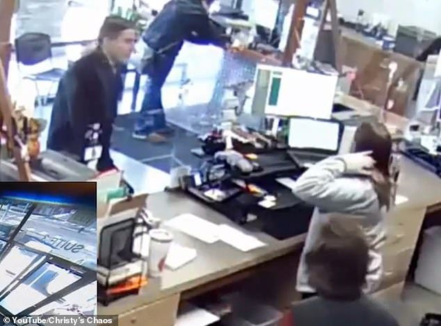 Un nuevo video cautivador muestra a Bryan Kohberger paseando casualmente por el DMV en un intento fallido de evadir a la policía después de brutales asesinatos.